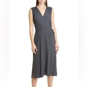 Vince Gray Pleated Midi Size M